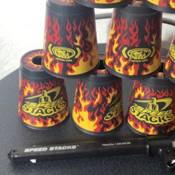 Speedstackers - missing 2 cups - playable pyramid, 3-3-3, training - replacement - Picture 3 of 3